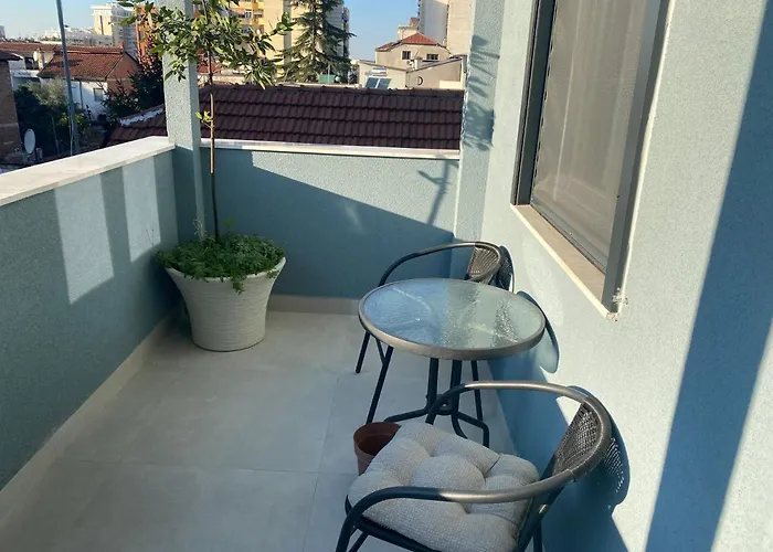 Vila-amo, Suites&rooms In Center Alojamento de Acomodação e Pequeno-almoço 3*