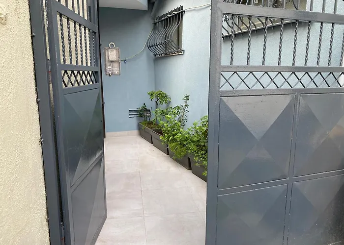 Vila-amo, Suites&rooms In Center 3* Τίρανα