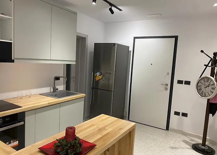 Vila-amo, Suites&rooms In Center Tirana