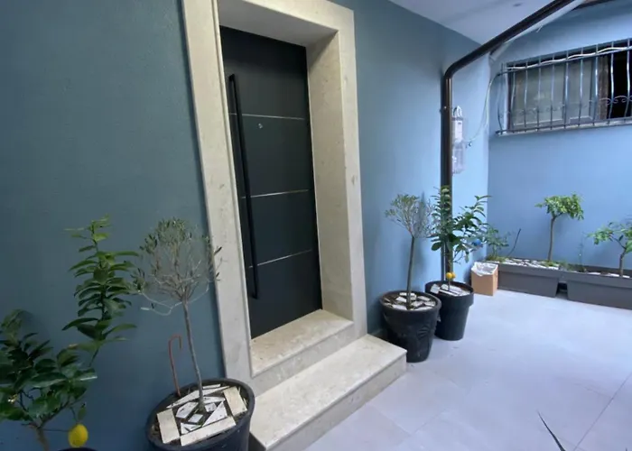 Vila-amo, Suites&rooms In Center Tirana